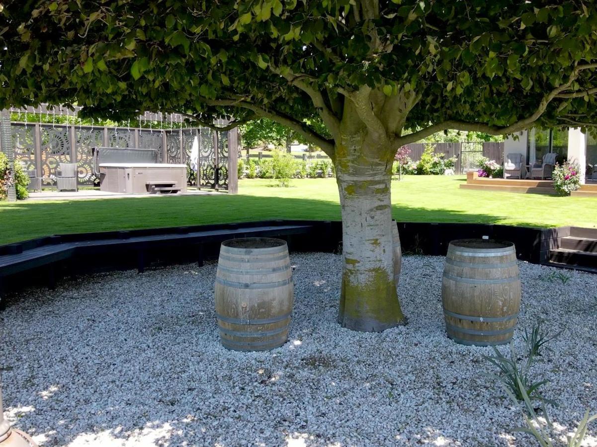 Copper Beech Wanaka - Luxury Accommodation Zewnętrze zdjęcie
